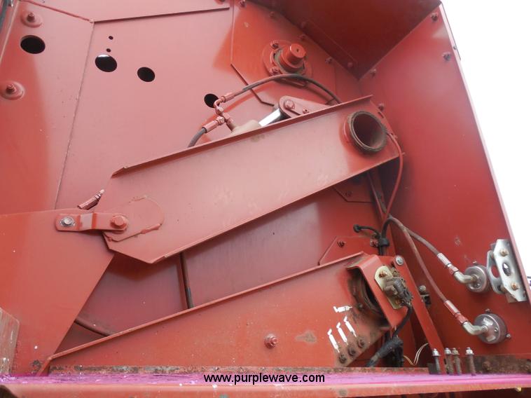 image for item A5152 2000 Hesston 856A round baler