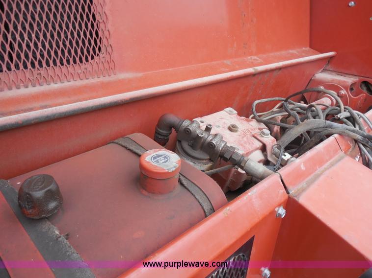 image for item A5152 2000 Hesston 856A round baler