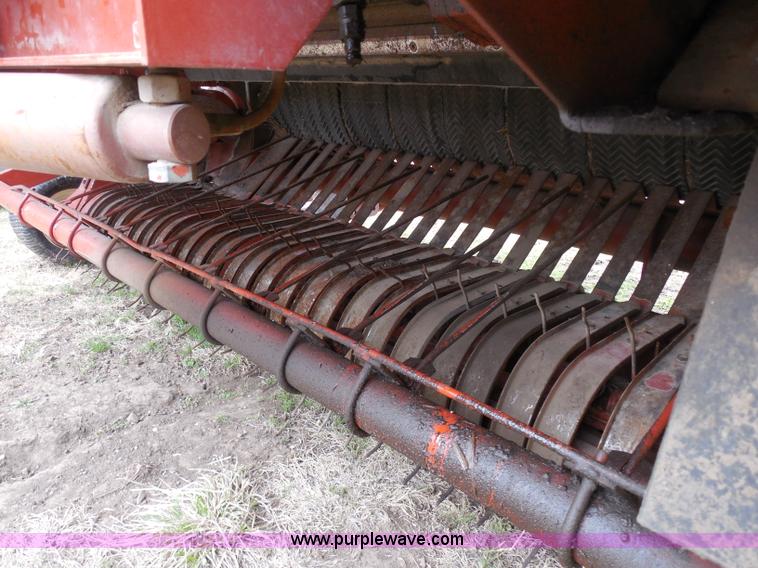 image for item A5152 2000 Hesston 856A round baler