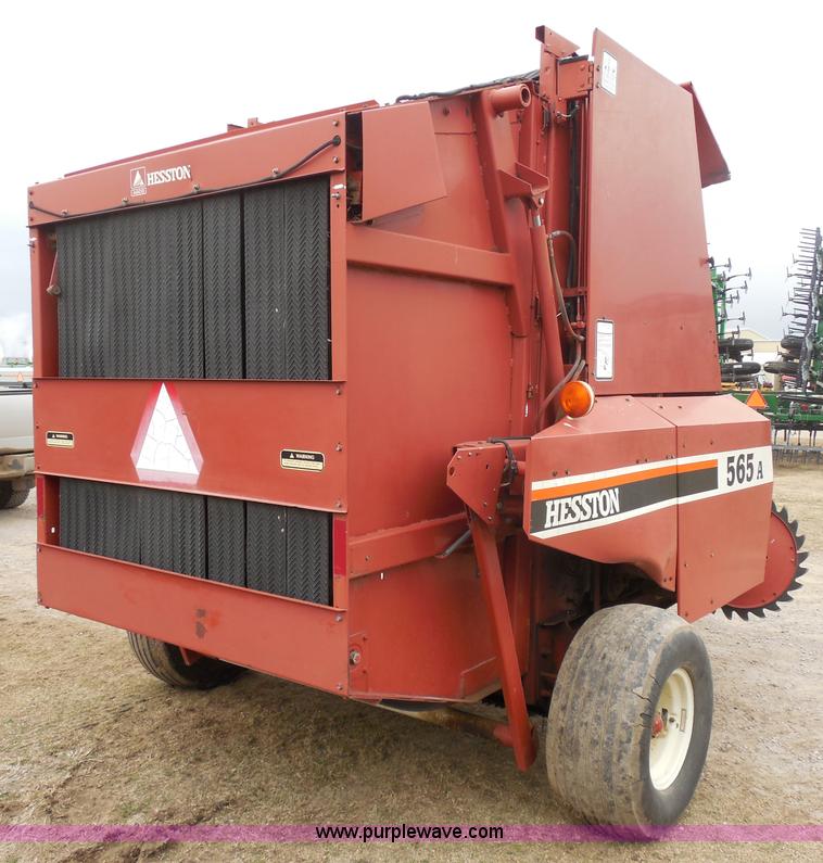 image for item A5153 1993 Hesston 565A round baler