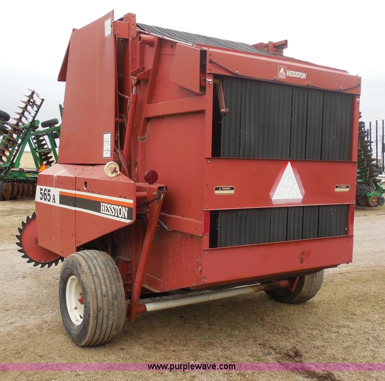 image for item A5153 1993 Hesston 565A round baler