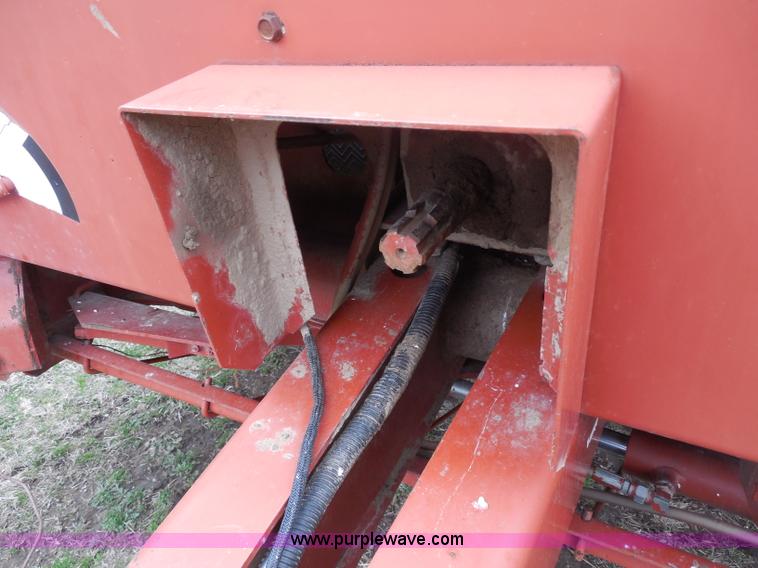 image for item A5153 1993 Hesston 565A round baler