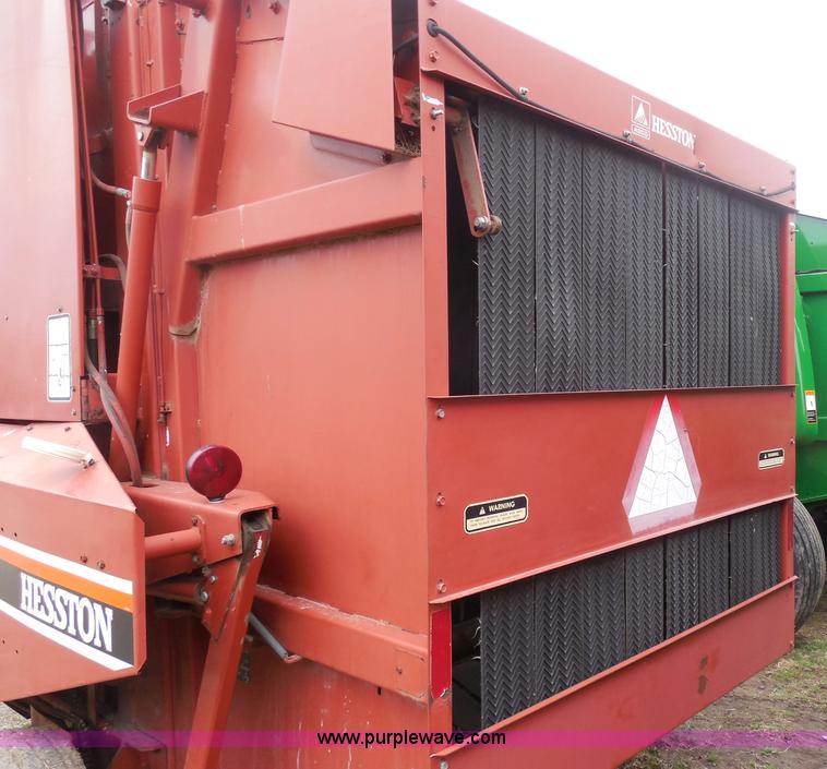 image for item A5153 1993 Hesston 565A round baler