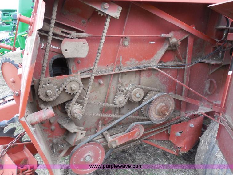image for item A5153 1993 Hesston 565A round baler