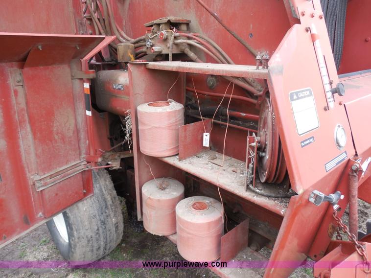 image for item A5153 1993 Hesston 565A round baler