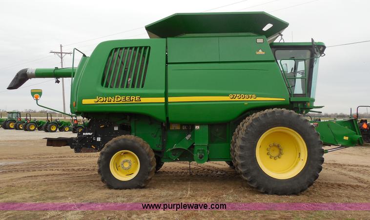 image for item A5159 2002 John Deere 9750 STS 2WD combine