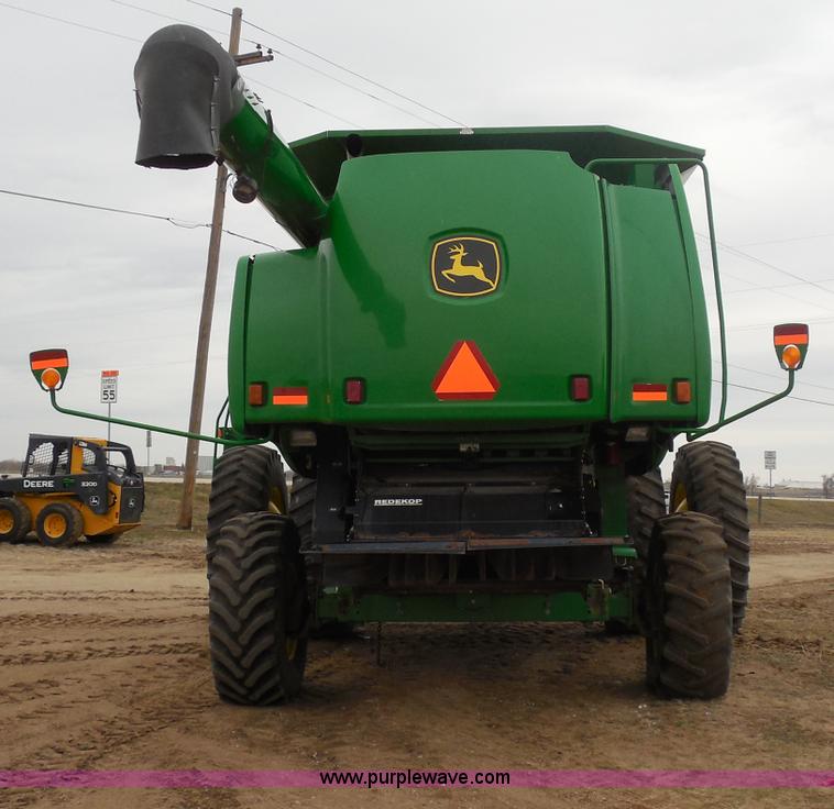 image for item A5159 2002 John Deere 9750 STS 2WD combine