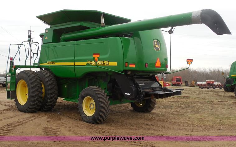 image for item A5159 2002 John Deere 9750 STS 2WD combine