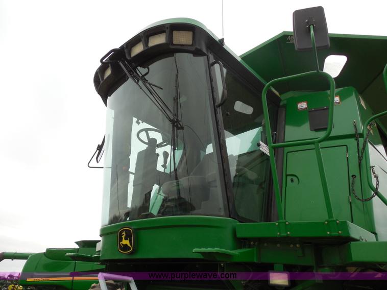 image for item A5159 2002 John Deere 9750 STS 2WD combine