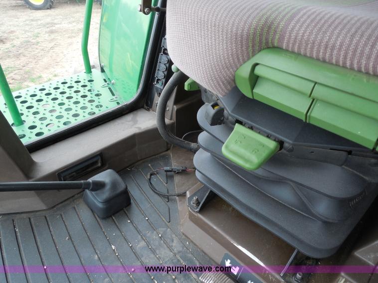 image for item A5159 2002 John Deere 9750 STS 2WD combine