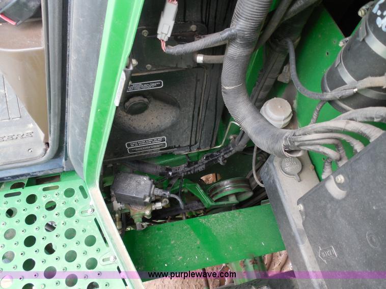 image for item A5159 2002 John Deere 9750 STS 2WD combine