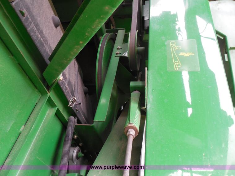 image for item A5159 2002 John Deere 9750 STS 2WD combine