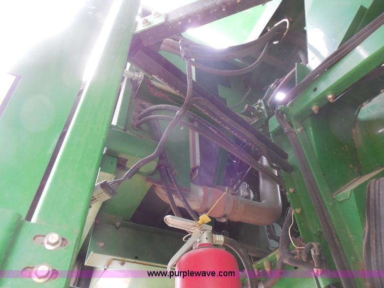 image for item A5159 2002 John Deere 9750 STS 2WD combine