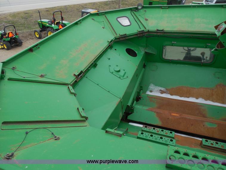 image for item A5159 2002 John Deere 9750 STS 2WD combine