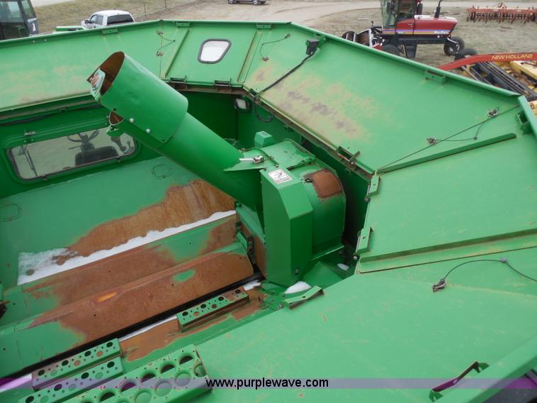 image for item A5159 2002 John Deere 9750 STS 2WD combine