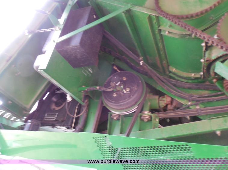 image for item A5159 2002 John Deere 9750 STS 2WD combine