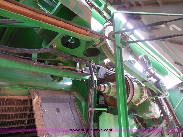 image for item A5159 2002 John Deere 9750 STS 2WD combine