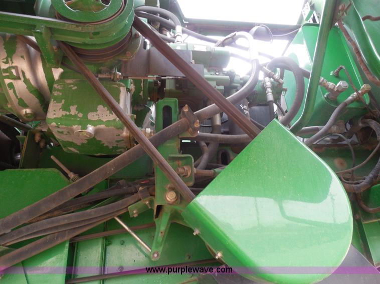 image for item A5159 2002 John Deere 9750 STS 2WD combine