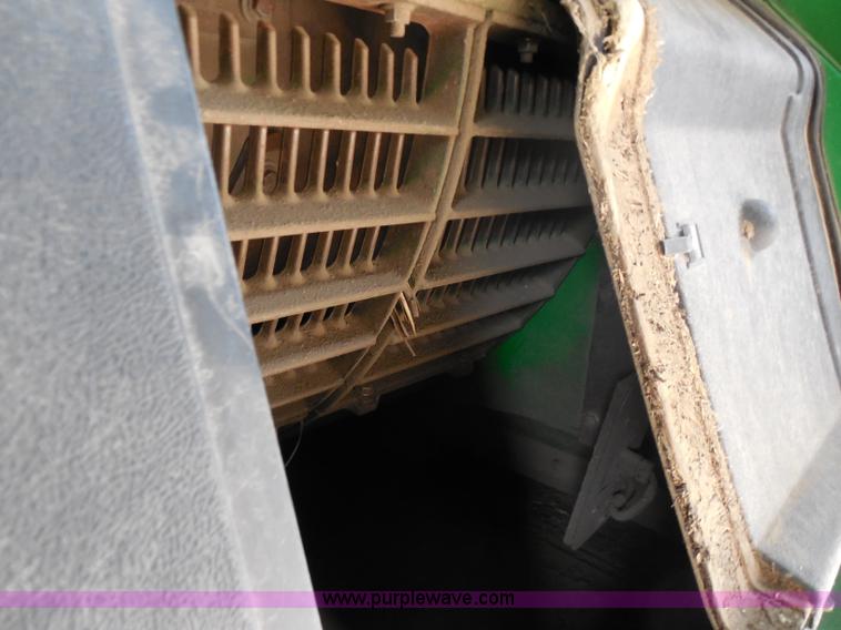 image for item A5159 2002 John Deere 9750 STS 2WD combine