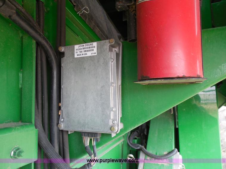 image for item A5159 2002 John Deere 9750 STS 2WD combine