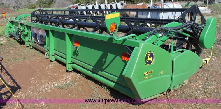 image for item AA9053 2004 John Deere 630F HydraFlex header