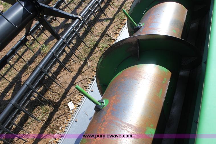 image for item AA9053 2004 John Deere 630F HydraFlex header