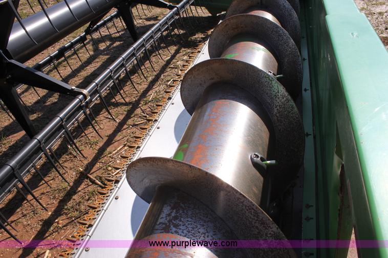 image for item AA9053 2004 John Deere 630F HydraFlex header