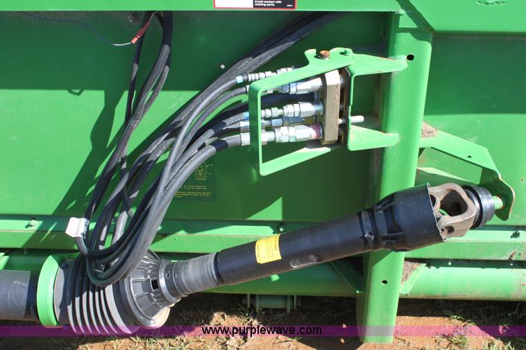 image for item AA9053 2004 John Deere 630F HydraFlex header