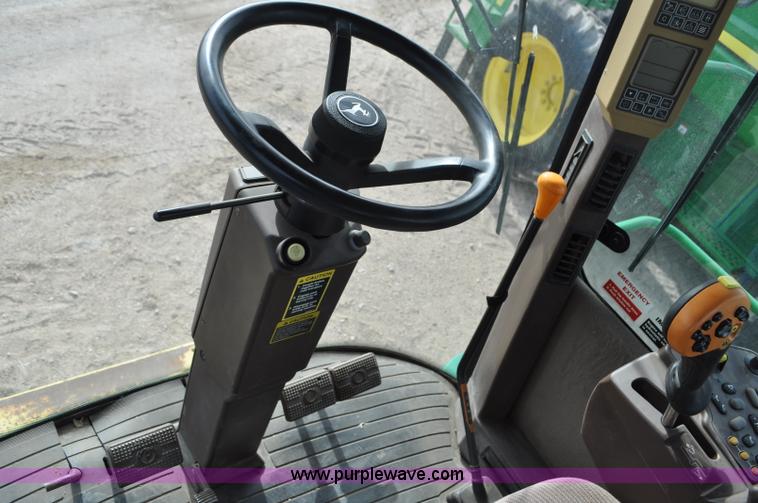 image for item C3432 2005 John Deere 7800 forage harvester