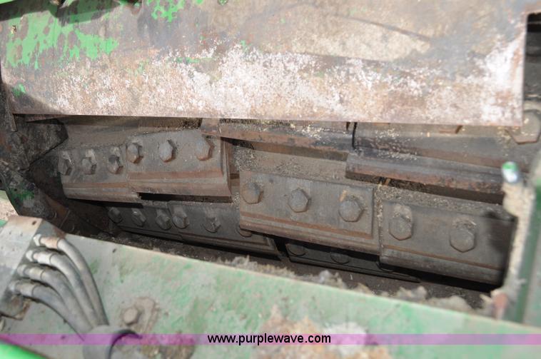 image for item C3432 2005 John Deere 7800 forage harvester