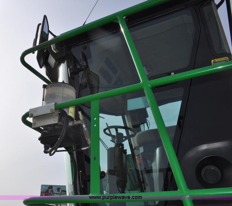 image for item C3432 2005 John Deere 7800 forage harvester