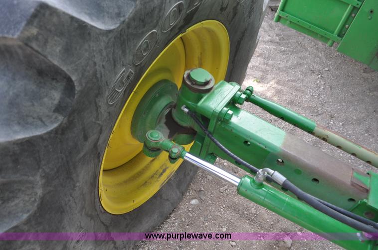 image for item C3432 2005 John Deere 7800 forage harvester