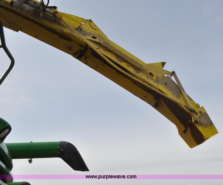 image for item C3432 2005 John Deere 7800 forage harvester