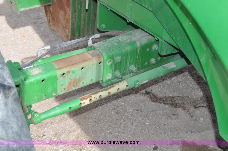image for item C3432 2005 John Deere 7800 forage harvester