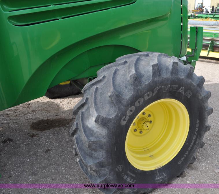 image for item C3432 2005 John Deere 7800 forage harvester