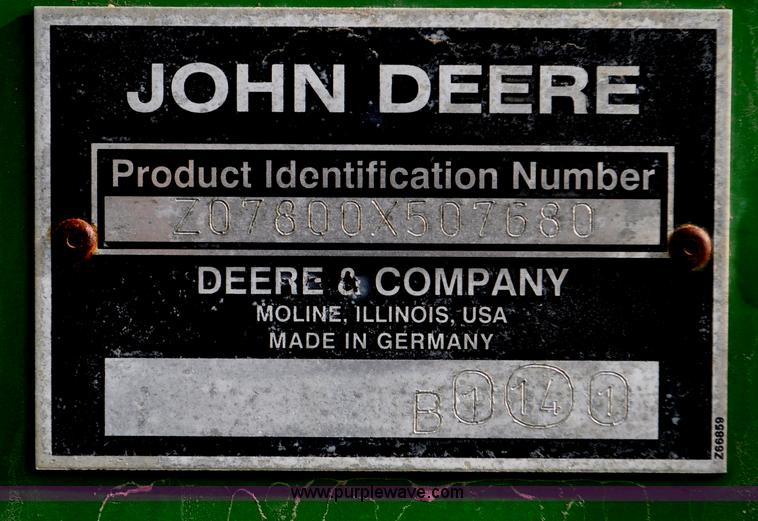 image for item C3432 2005 John Deere 7800 forage harvester