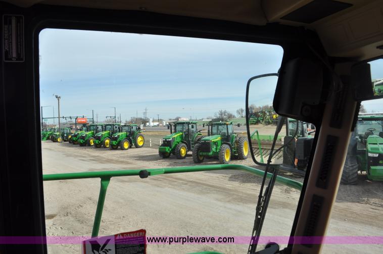 image for item C3433 1997 John Deere 6910 forage harvester