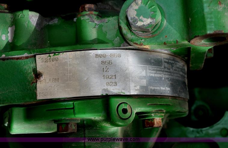 image for item C3433 1997 John Deere 6910 forage harvester