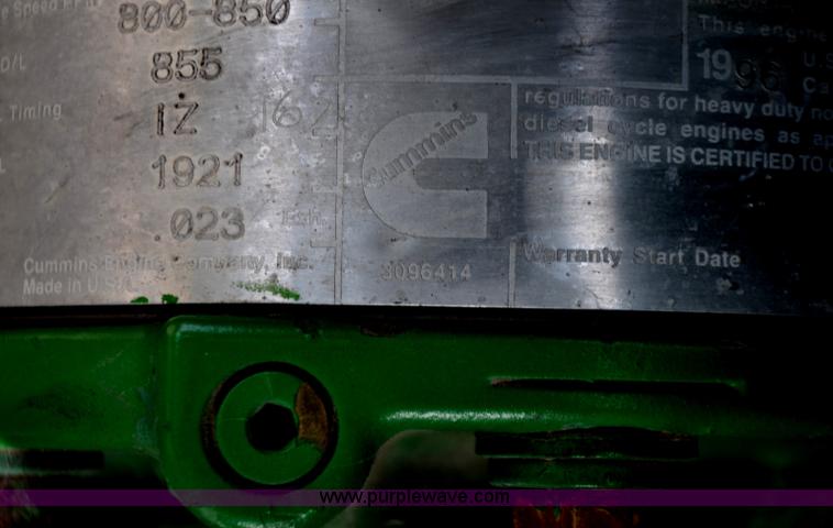 image for item C3433 1997 John Deere 6910 forage harvester