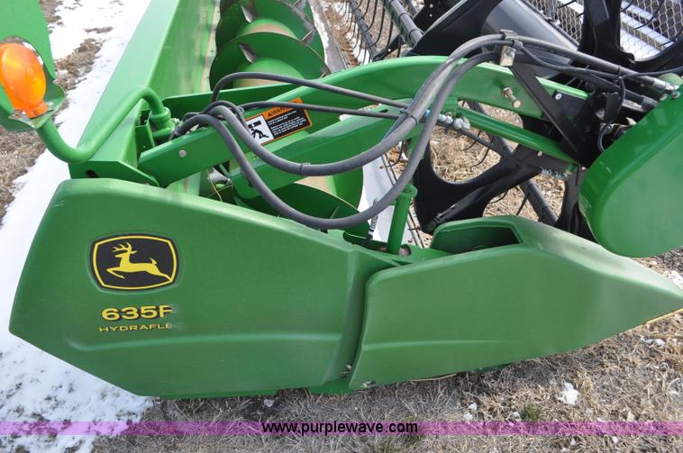 image for item C3461 John Deere 635F HydraFlex head
