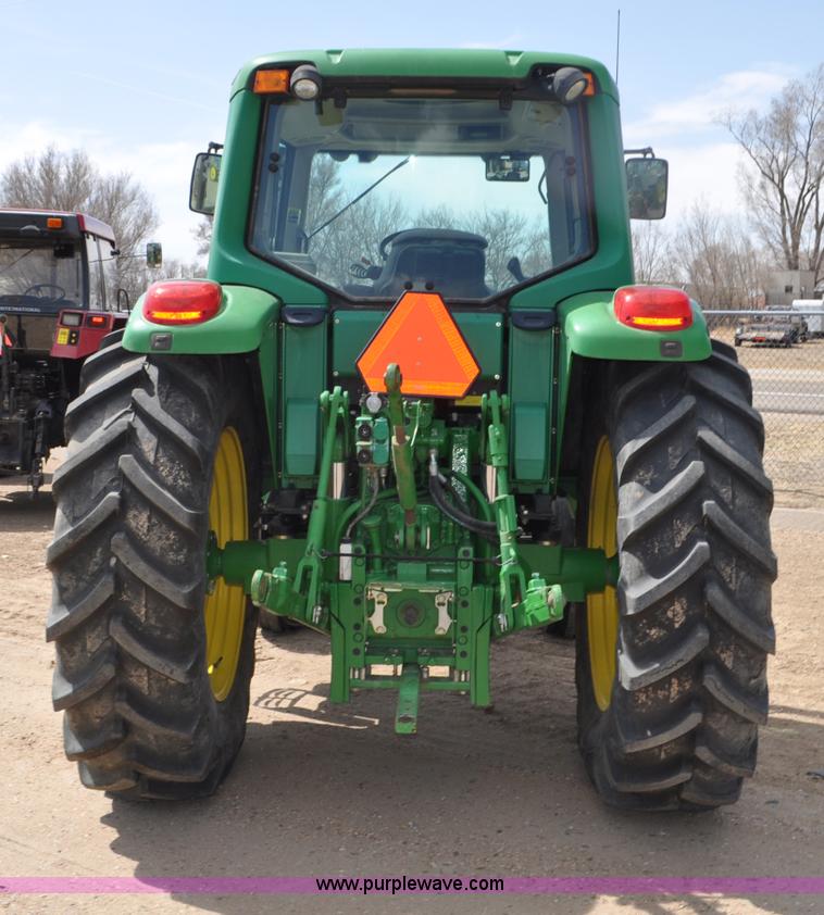 image for item C3477 2005 John Deere 6420 tractor