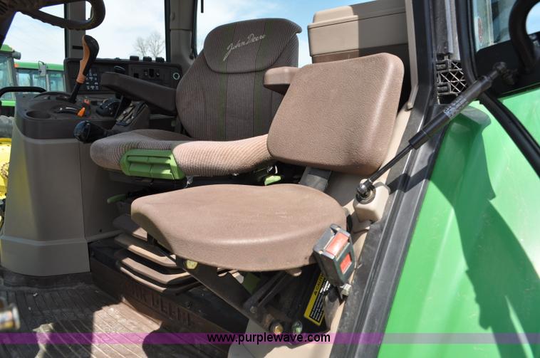 image for item C3477 2005 John Deere 6420 tractor