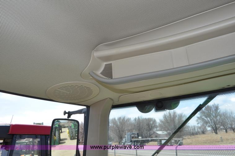 image for item C3477 2005 John Deere 6420 tractor