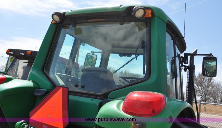 image for item C3477 2005 John Deere 6420 tractor