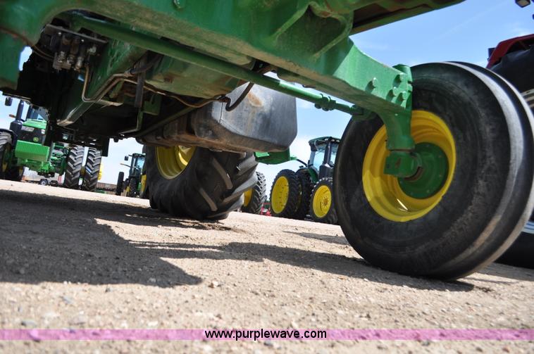 image for item C3477 2005 John Deere 6420 tractor