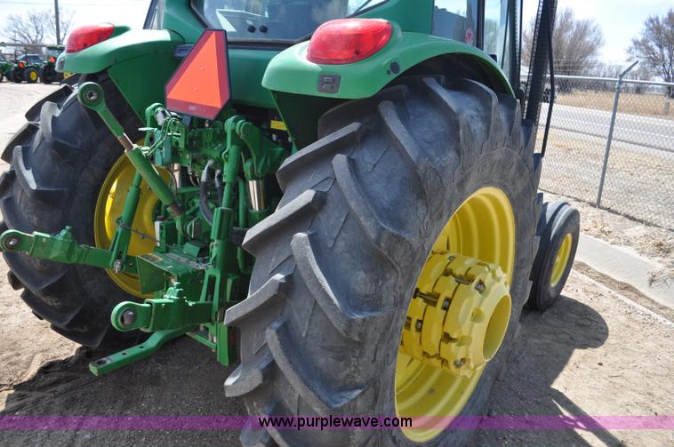image for item C3477 2005 John Deere 6420 tractor