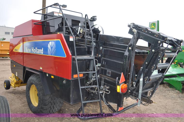 image for item C3479 2008 New Holland BB940AS square baler