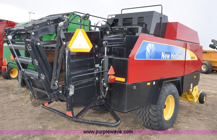 image for item C3479 2008 New Holland BB940AS square baler