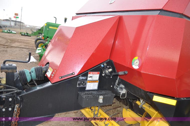 image for item C3479 2008 New Holland BB940AS square baler
