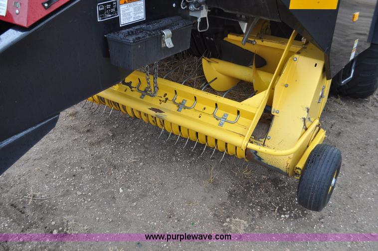 image for item C3479 2008 New Holland BB940AS square baler